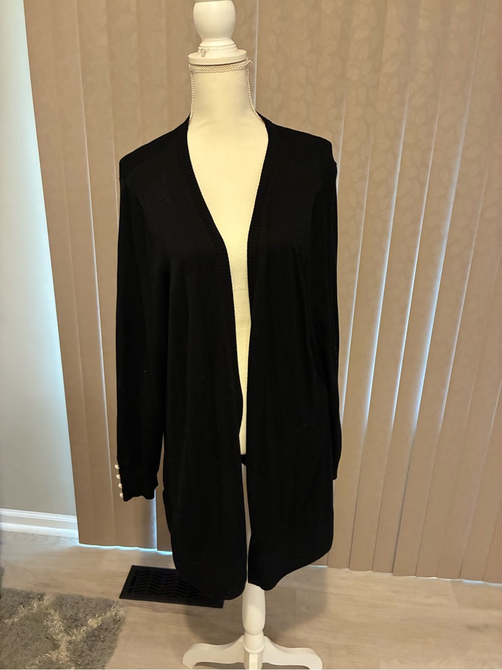 41 Hawthorn Black Open-Front Long Cardigan